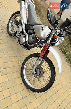 Мотоцикл Внедорожный (Enduro) Honda SL 230 2001 в 