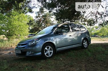 Минивэн Honda Stream 2004 в Киеве