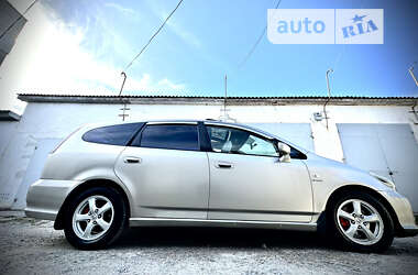 Минивэн Honda Stream 2004 в 