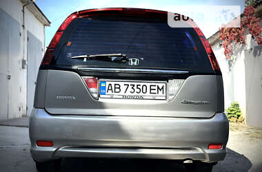 Минивэн Honda Stream 2004 в 
