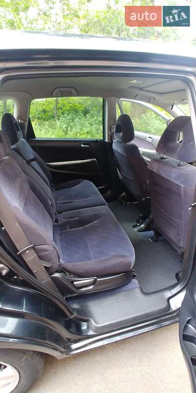 Минивэн Honda Stream 2003 в Косове