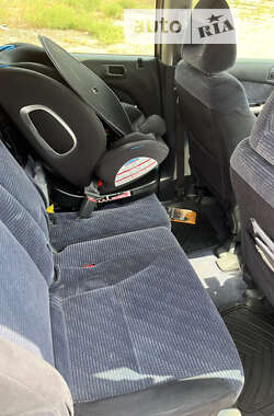 Минивэн Honda Stream 2001 в Полтаве фото 28 Минивэн Honda Stream 2001 в Полтаве