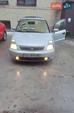 Мінівен Honda Stream 2001 в 