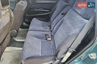 Минивэн Honda Stream 2001 в 