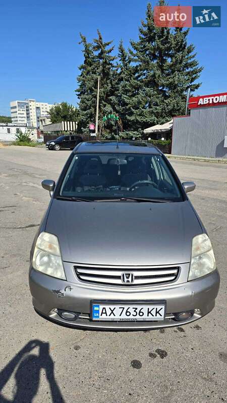 Минивэн Honda Stream 2002 в Харькове фото 2 Минивэн Honda Stream 2002 в Харькове