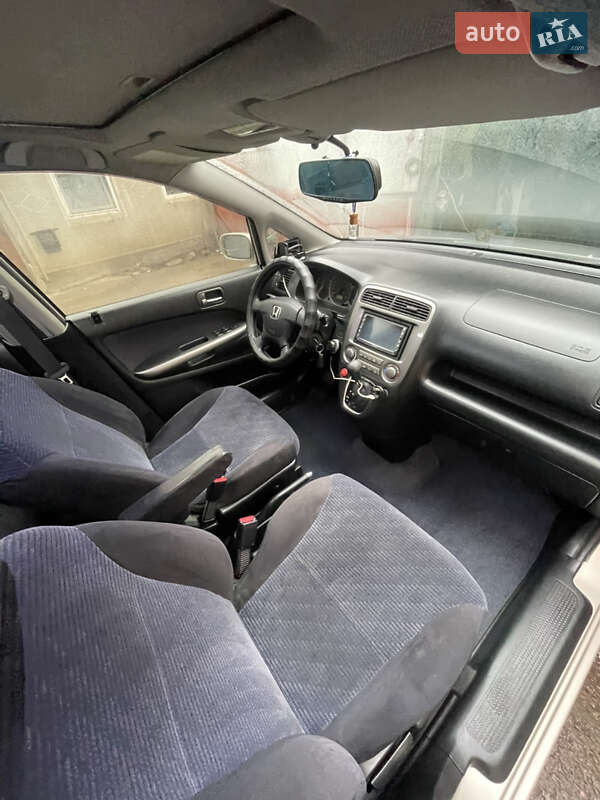 Минивэн Honda Stream 2003 в Березовке фото 16 Минивэн Honda Stream 2003 в Березовке