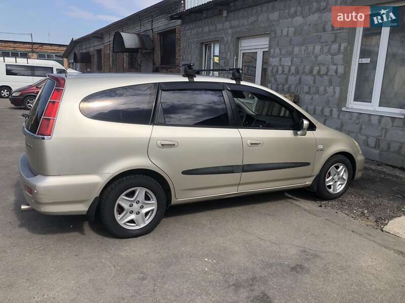 Honda Stream 2003