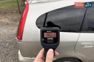 Мінівен Honda Stream 2003 в  фото 19 Мінівен Honda Stream 2003 в