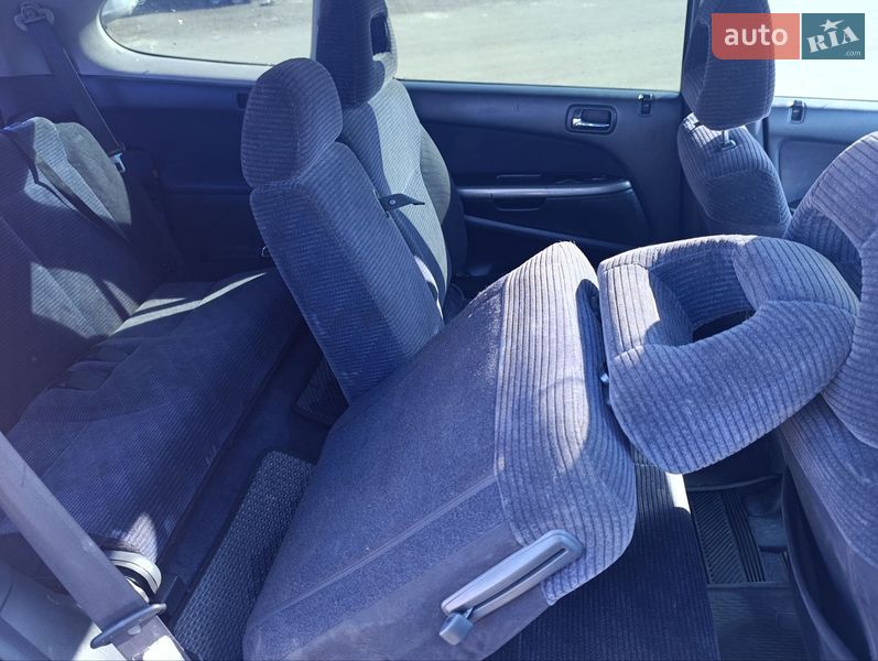 Мінівен Honda Stream 2002 в Дніпрі