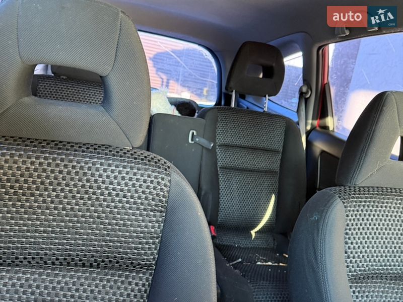 Минивэн Honda Stream 2004 в Николаеве