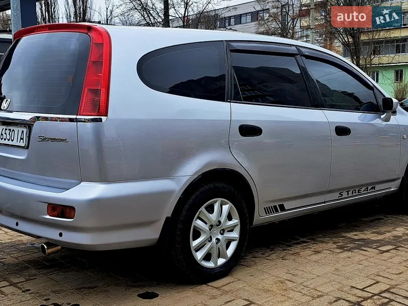 Honda Stream 2002
