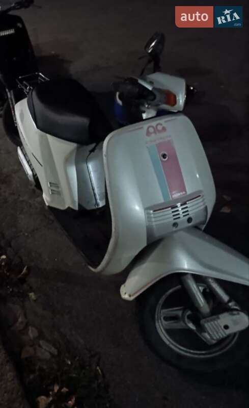 Мопеды Honda Tact AF-09 1987 в Вознесенске