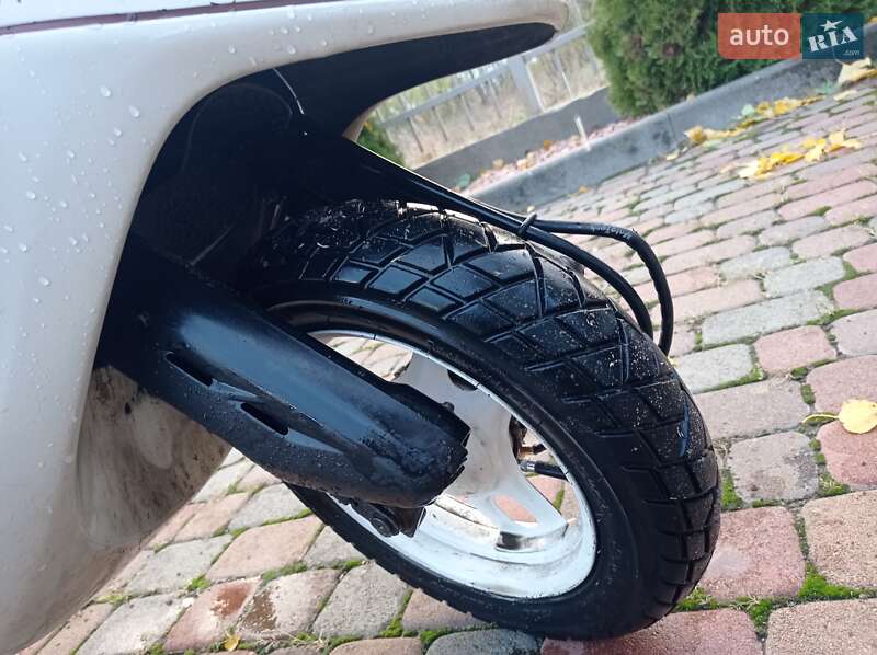 Мопеды Honda Tact AF-24 1992 в Сарнах