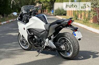 Спортбайк Honda VFR 1200F 2011 в Киеве