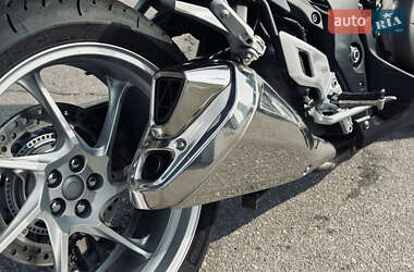 Мотоцикл Спорт-туризм Honda VFR 1200F 2010 в 