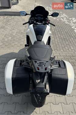 Мотоцикл Спорт-туризм Honda VFR 1200F 2010 в 