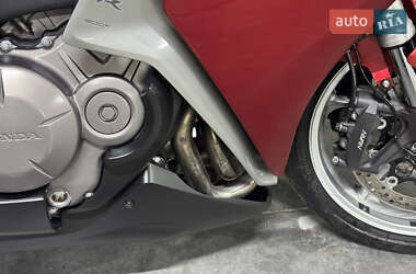Мотоцикл Спорт-туризм Honda VFR 1200F 2010 в 