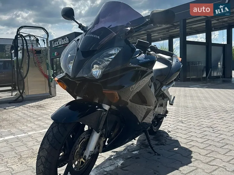 Honda VFR 800 VTEC 2005