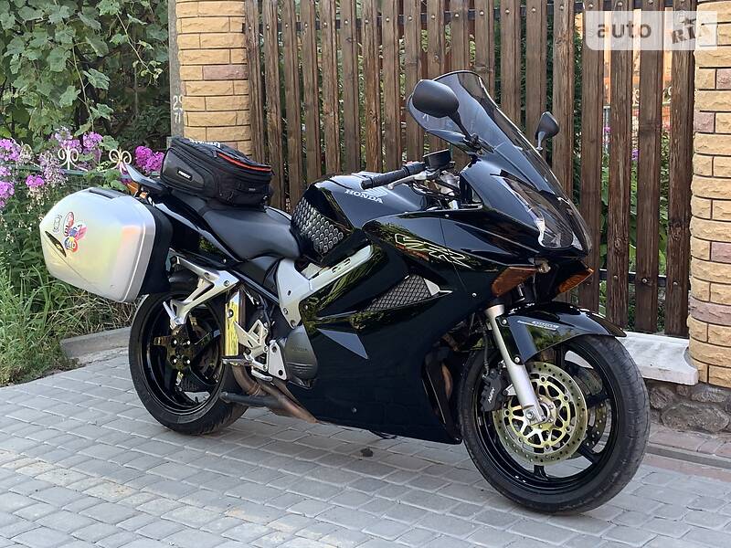 Мотоцикл Спорт-туризм Honda VFR 800 2002 в Виннице