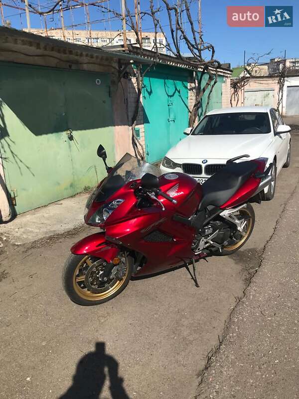 Мотоцикл Спорт-туризм Honda VFR 800F Interceptor 2012 в Одесі
