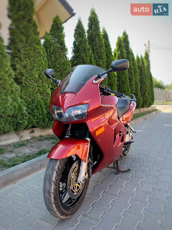 Мотоцикл Спорт-туризм Honda VFR 800F Interceptor 1999 в Львові