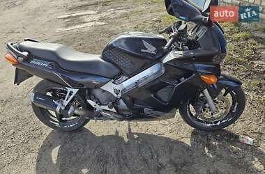 Мотоцикл Спорт-туризм Honda VFR 800F Interceptor 1999 в 