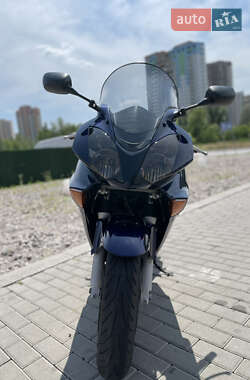 Мотоцикл Спорт-туризм Honda VFR 800F Interceptor 2003 в 