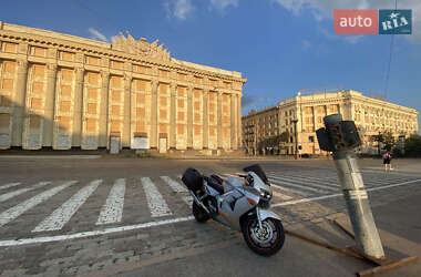 Мотоцикл Спорт-туризм Honda VFR 800F Interceptor 1999 в 