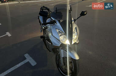 Мотоцикл Спорт-туризм Honda VFR 800F Interceptor 2002 в 