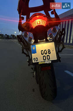 Мотоцикл Спорт-туризм Honda VFR 800F Interceptor 2002 в 