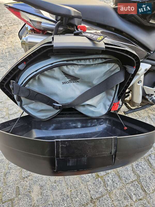 Мотоцикл Спорт-туризм Honda VFR 800F Interceptor 2006 в Києві