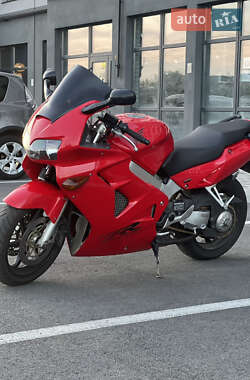 Мотоцикл Спорт-туризм Honda VFR 800F Interceptor 1999 в Чернигове