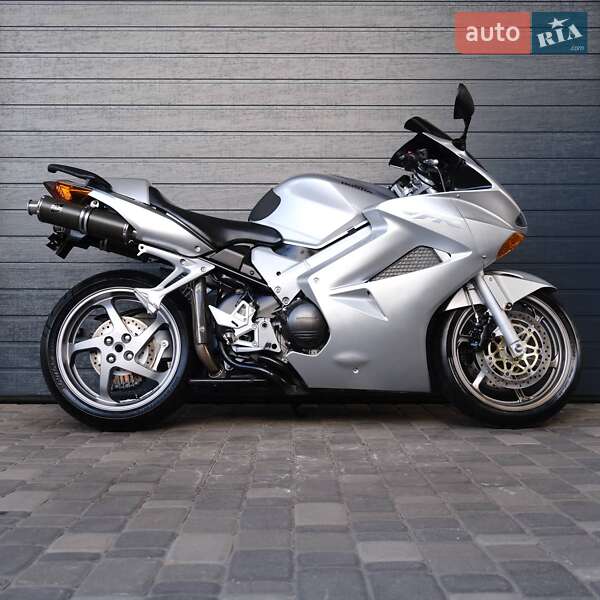 Мотоцикл Без обтікачів (Naked bike) Honda VFR 800F Interceptor 2005 в Білій Церкві