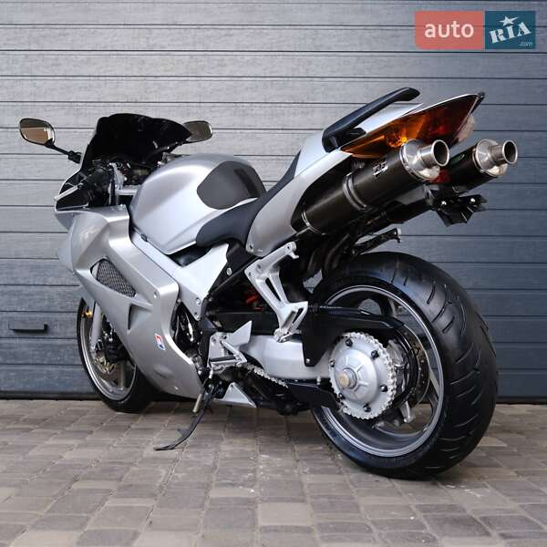 Мотоцикл Без обтікачів (Naked bike) Honda VFR 800F Interceptor 2005 в Білій Церкві