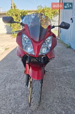 Мотоцикл Спорт-туризм Honda VFR 800F Interceptor 2012 в 