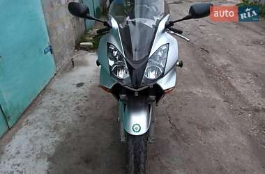 Мотоцикл Спорт-туризм Honda VFR 800F Interceptor 2004 в 