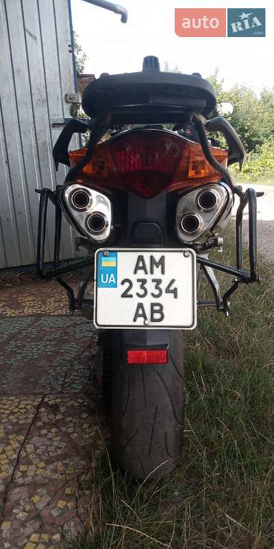 Мотоцикл Спорт-туризм Honda VFR 800F Interceptor 2004 в Бердичеві