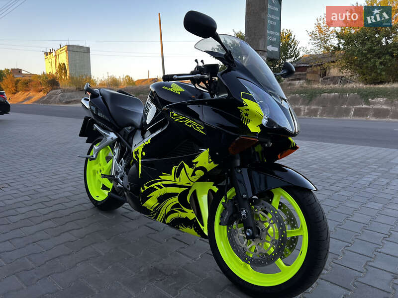 Мотоцикл Спорт-туризм Honda VFR 800F Interceptor 2002 в Березівці