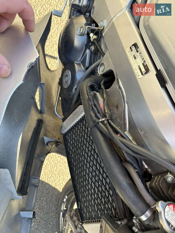 Мотоцикл Спорт-туризм Honda VFR 800F Interceptor 2003 в Києві