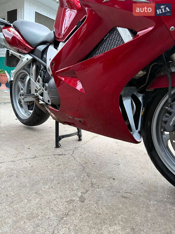 Мотоцикл Спорт-туризм Honda VFR 800F Interceptor 2006 в Кельменцах фото 11 Мотоцикл Спорт-туризм Honda VFR 800F Interceptor 2006 в Кельменцах