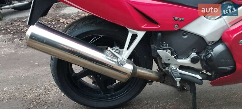 Мотоцикл Спорт-туризм Honda VFR 800F Interceptor 1999 в Полтаве