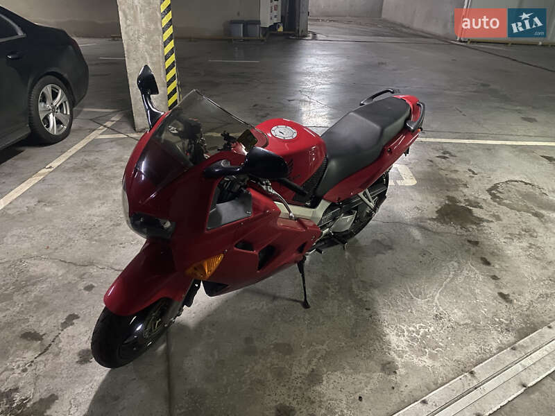 Мотоцикл Спорт-туризм Honda VFR 800F Interceptor 1999 в Киеве