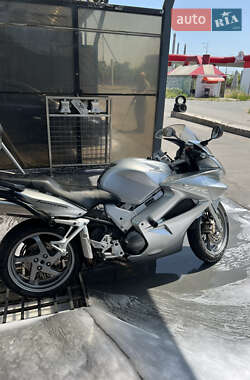 Спортбайк Honda VFR 800F Interceptor 2006 в Днепре