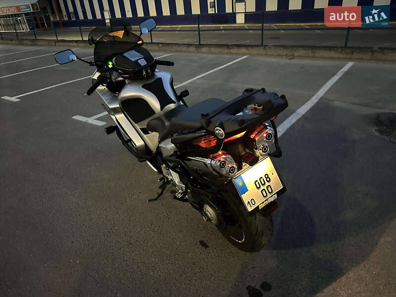 Мотоцикл Спорт-туризм Honda VFR 800F Interceptor 2002 в Тернополе фото 14 Мотоцикл Спорт-туризм Honda VFR 800F Interceptor 2002 в Тернополе