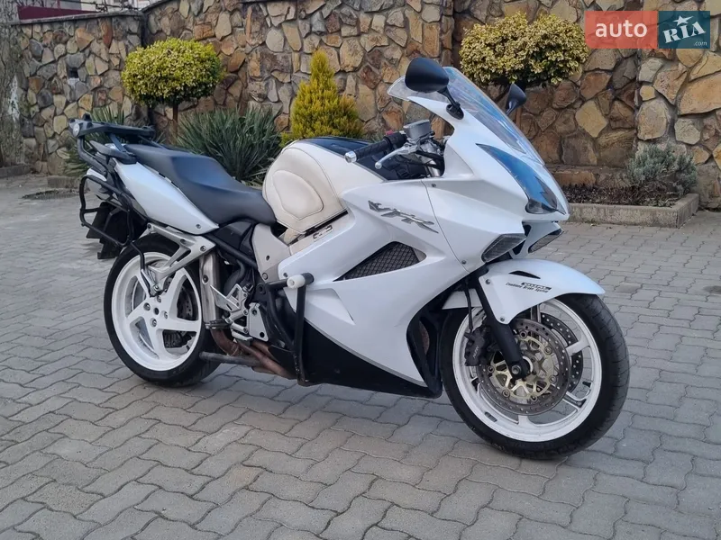 Honda VFR 800F Interceptor 2008