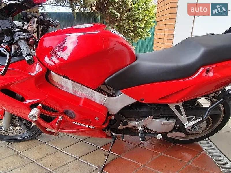 Honda VFR 800F Interceptor 1999