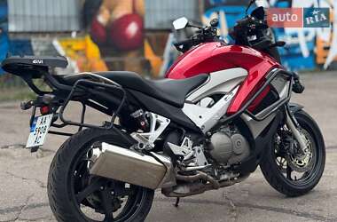Мотоцикл Спорт-туризм Honda VFR 800X Crossrunner 2012 в 