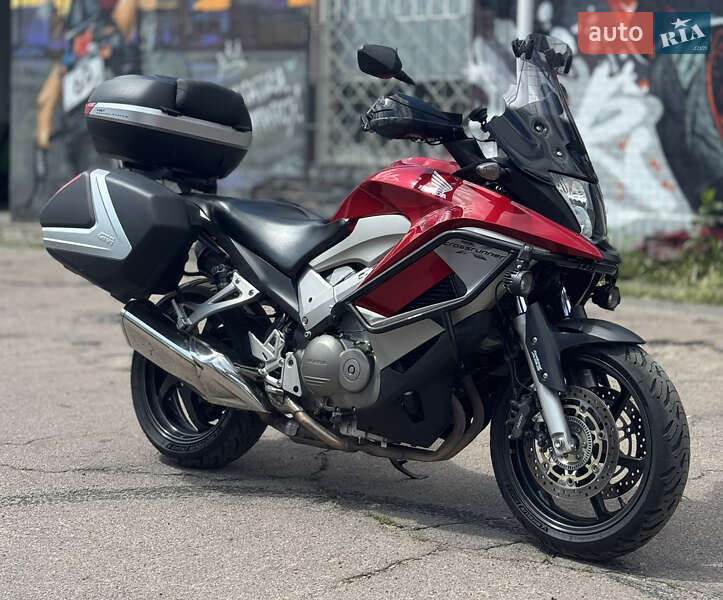 Honda VFR 800X Crossrunner 2012