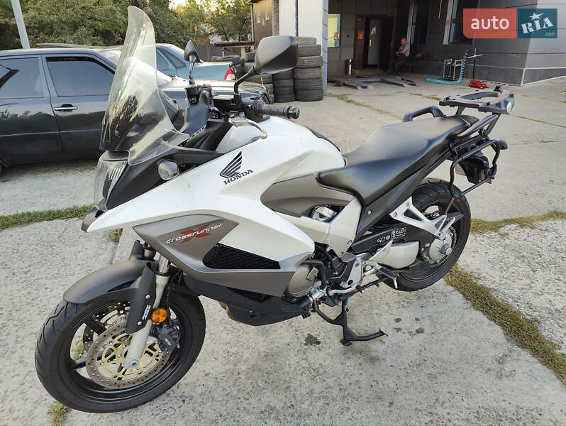 Мотоцикл Спорт-туризм Honda VFR 800X Crossrunner 2012 в Харкові фото 7 Мотоцикл Спорт-туризм Honda VFR 800X Crossrunner 2012 в Харкові