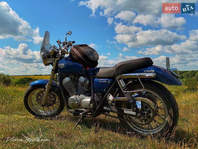 Мотоцикл Классик Honda VRX 400 Roadster 1996 в Миргороде
